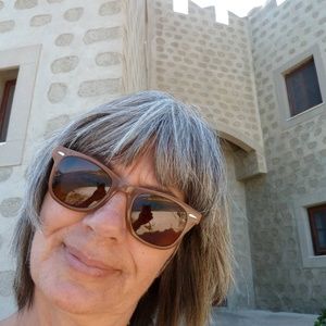 Meet your Posher, Diana